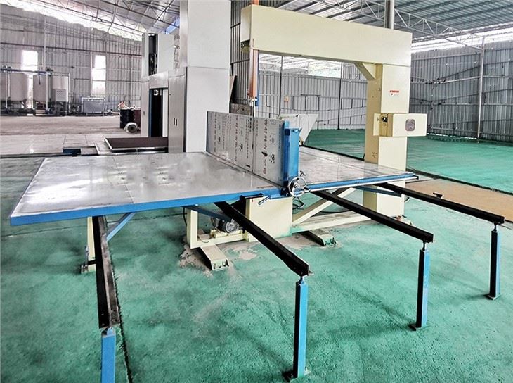info-1-1 Vertical Foam Cutting Machine Manual