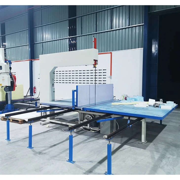 Foam Cutting Machine Vertical